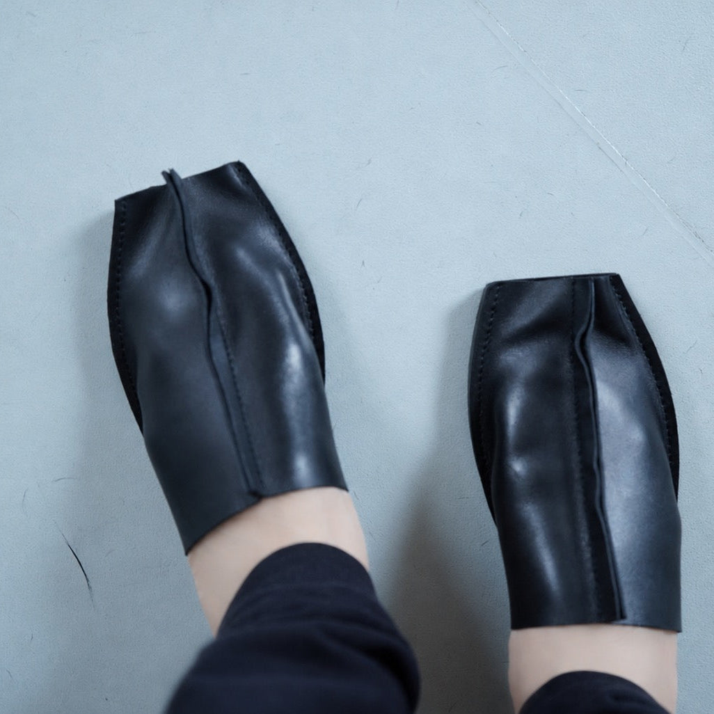 オープントゥバブーシュ Gabriela Coll Garments