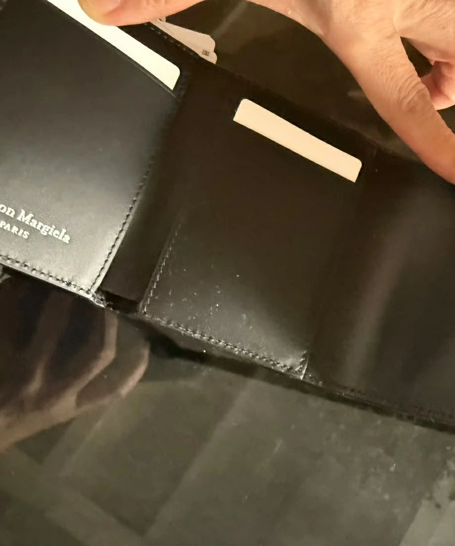 4ステッチ 三つ折りウォレット