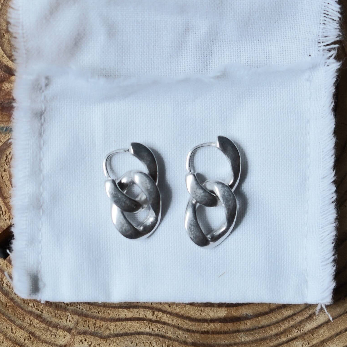 Maison Margiela マイヨンピアス